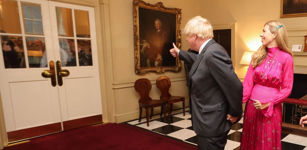Behind the mess: A tragicomedy of power struggles in Downing Street post image