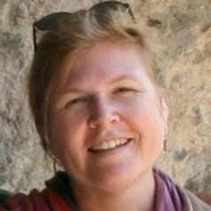 Emma Loosley Leeming profile image
